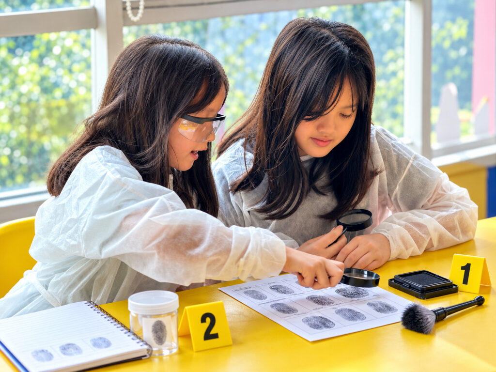 Young Detectives Explore Fingerprints