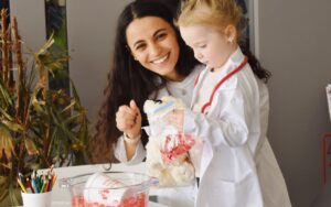 Little Medical School of the Treasure Coast offers veterinarian summer camps for kids in Boca.