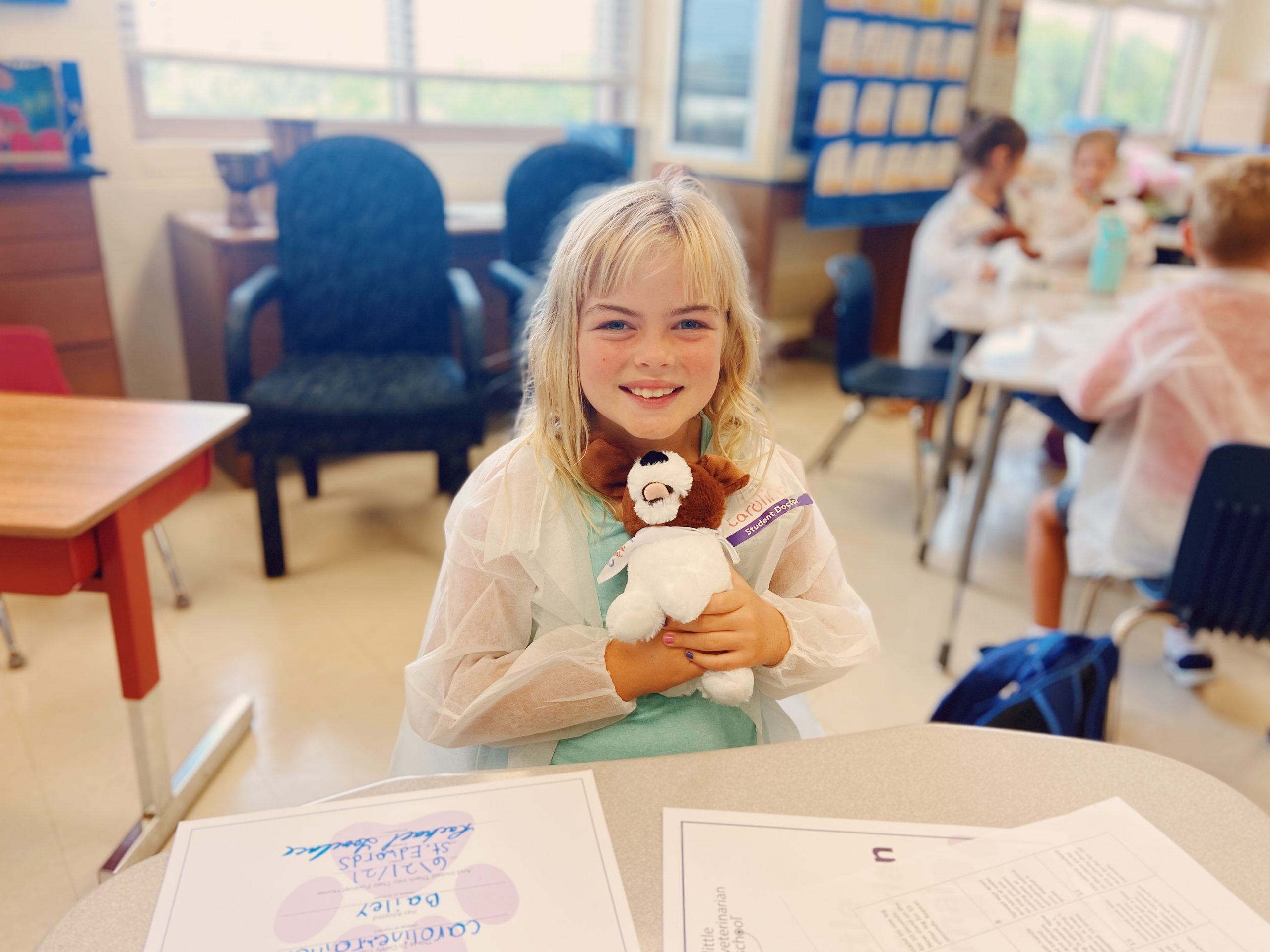 Little Medical School of the Treasure Coast offers veterinarian after school classes and veterinarian summer camps for kids in Fort Lauderdale.